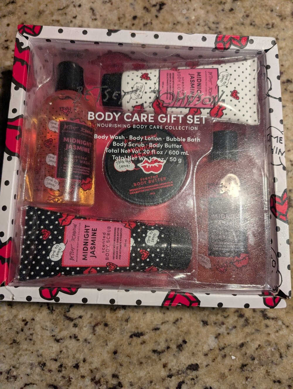 Betsey Johnson Body Care Gift Set